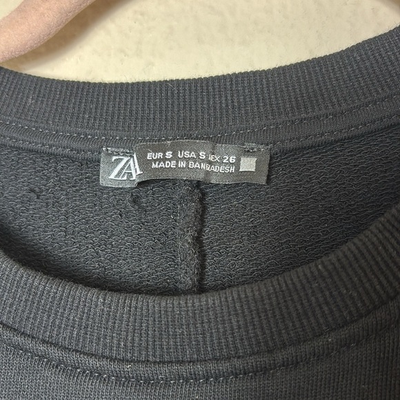 Zara Black Pullover Sweatshirt size small - Picture 5 of 8